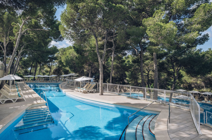 Iberostar Waves Club Cala Barca <div class="m-page-header__rating"><span class="m-page-header__rating--star"></span><span class="m-page-header__rating--star"></span><span class="m-page-header__rating--star"></span><span class="m-page-header__rating--star"></span></div>