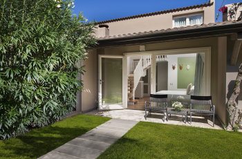 Family Garden Cottage