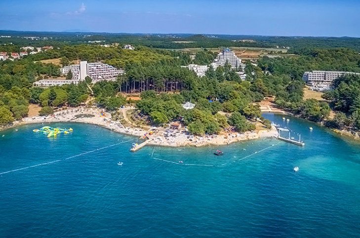 Valamar Diamant <div class="m-page-header__rating"><span class="m-page-header__rating--star"></span><span class="m-page-header__rating--star"></span><span class="m-page-header__rating--star"></span><span class="m-page-header__rating--star"></span></div>