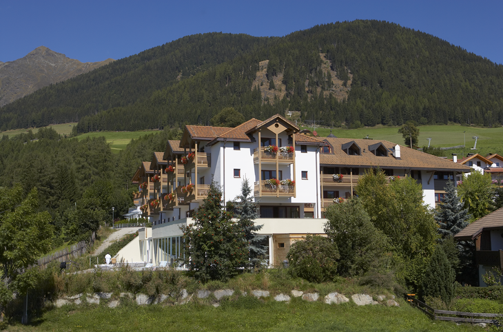 Falkensteiner Hotel & Spa Sonnenparadies <div class="m-page-header__rating"><span class="m-page-header__rating--star"></span><span class="m-page-header__rating--star"></span><span class="m-page-header__rating--star"></span><span class="m-page-header__rating--star"></span></div>